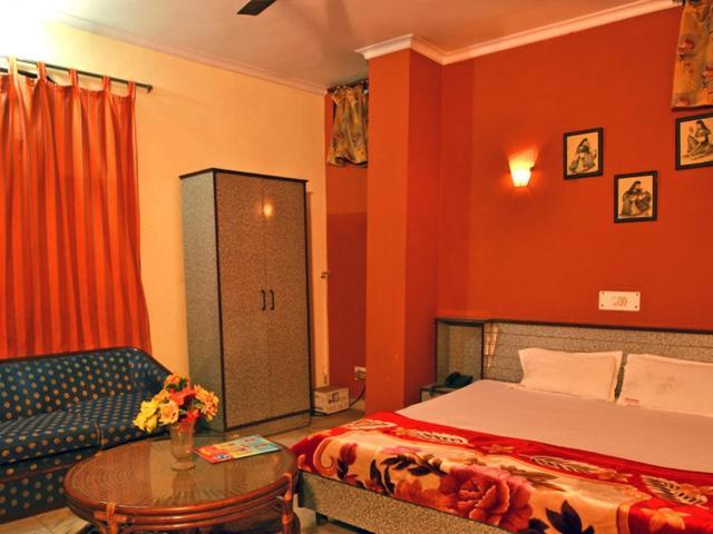 Hotel Sahara International Deluxe Neu-Delhi Zimmer foto