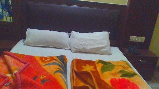 Hotel Sahara International Deluxe Neu-Delhi Zimmer foto